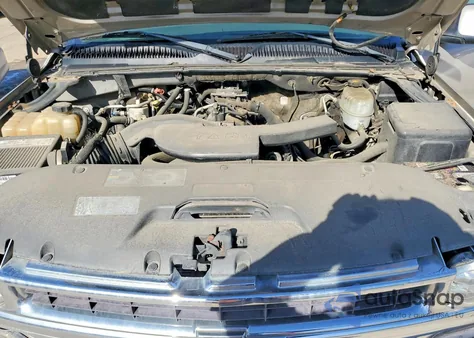 2004 Chevrolet Tahoe C1500 из США, поврежденный, VIN 1GNEC13Z64R186682